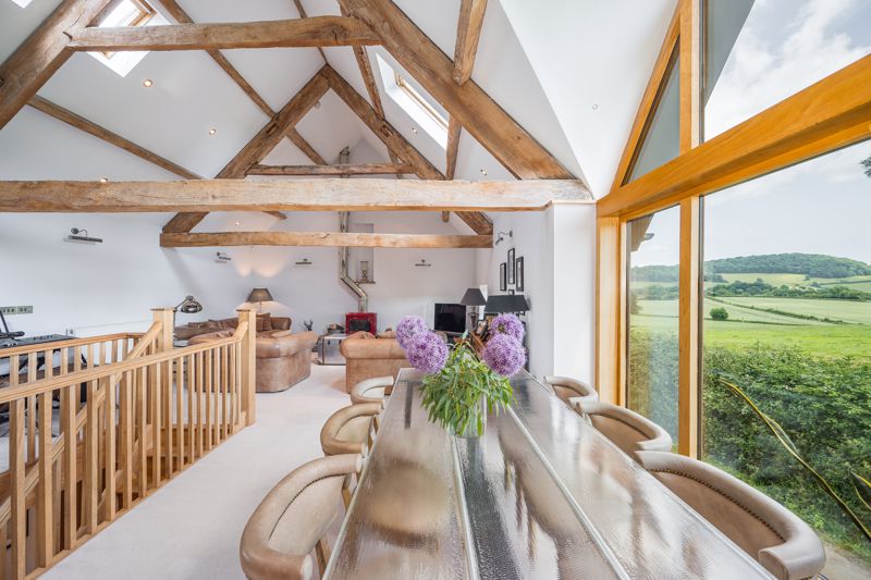 Sitting / Dining Room- click for photo gallery